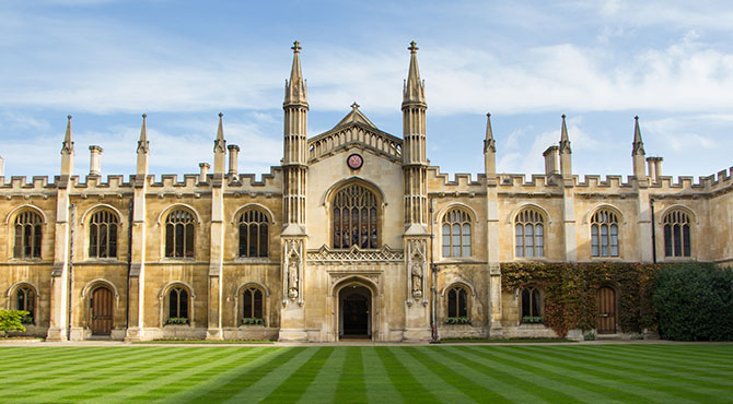 Oxbridge tops global university rankings for first time | David Sapsted ...