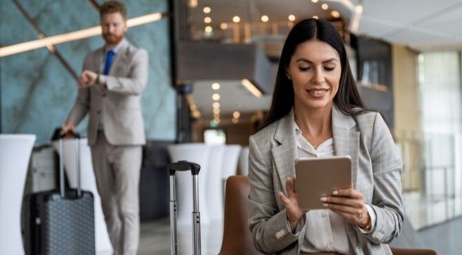 stock-image-business-travel-tech