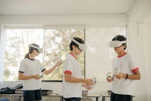 Inspired-education-students-VR-headsets